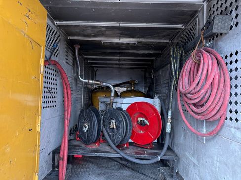 Used 2017 Mercedes-Benz Sprinter 3500 w/ Suspension Package II image 24