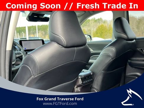 Used 2025 Toyota Grand Highlander AWD image 30