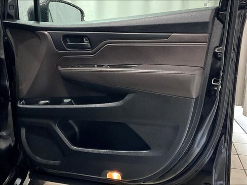 Used 2019 Honda Odyssey EX-L image 12