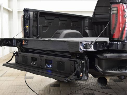 Used 2024 GMC Sierra 2500 AT4 w/ AT4 Premium Plus Package image 22