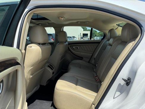 Used 2015 Ford Taurus Limited w/ Equipment Group 301A FWD image 12
