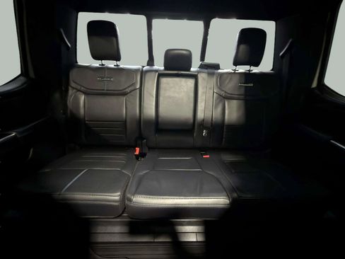 Used 2025 Ford F450 Platinum image 22