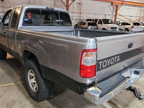 Used 1997 Toyota T100 DX image 1