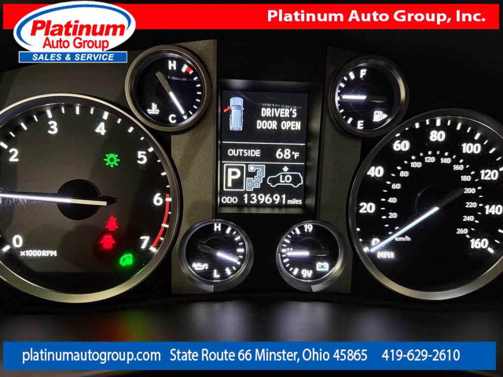 Used 2014 Lexus LX 570 4WD w/ Luxury Package image 32