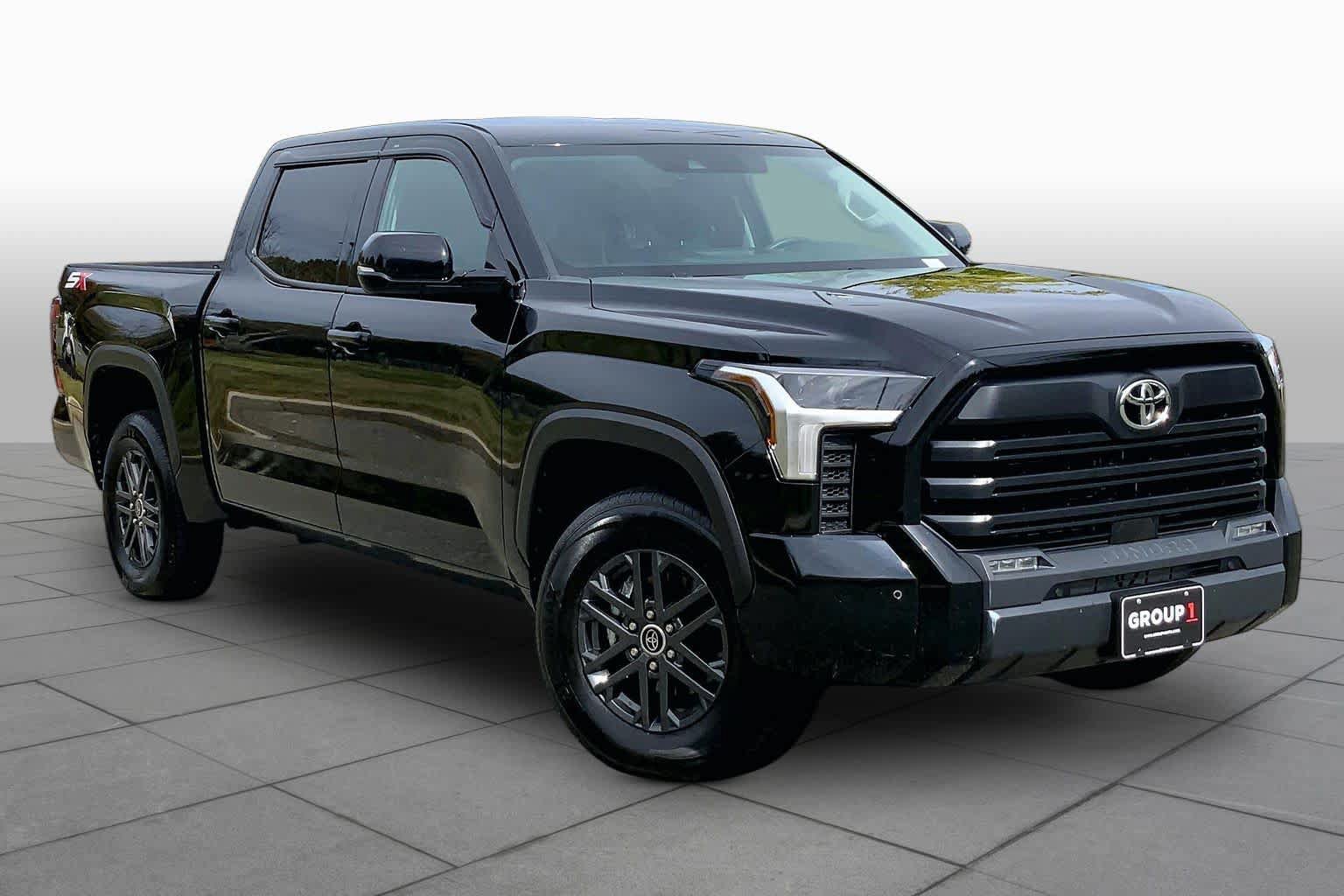 Used 2023 Toyota Tundra SR5 w/ SR5 Convenience Package AWD/4WD image 3
