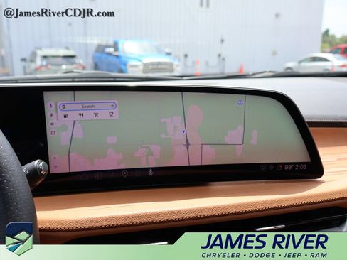 Used 2024 Cadillac XT4 Sport FWD image 33