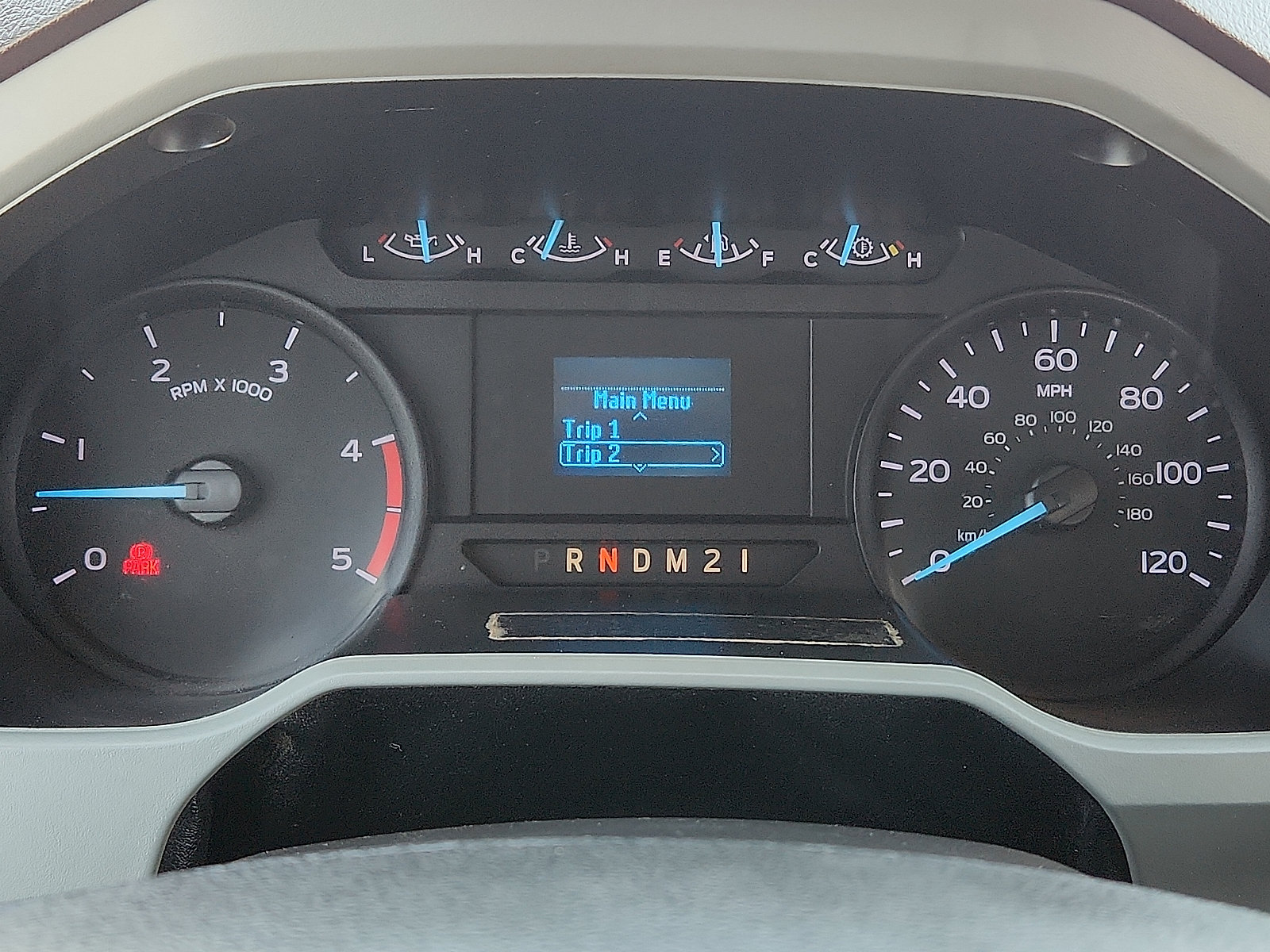 Used 2022 Ford F750 2WD Crew Cab Super Duty image 19