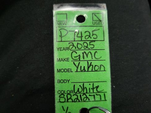 Certified 2025 GMC Yukon XL AT4 w/ AT4 Premium Plus Package image 27