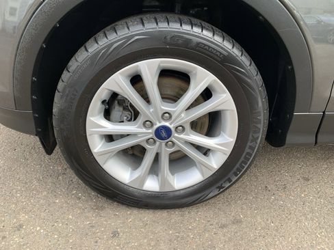 Used 2017 Ford Escape SE w/ Equipment Group 201A AWD/4WD image 22