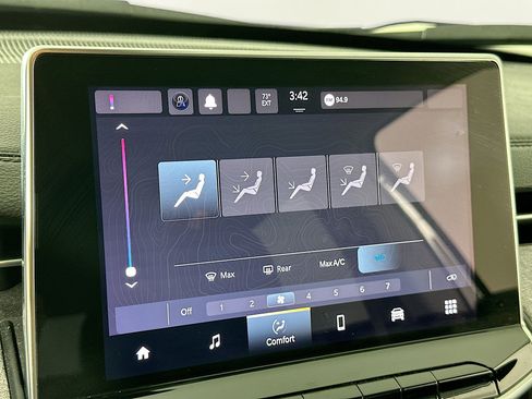 Used 2022 Jeep Compass Latitude image 15