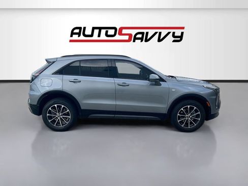 Used 2024 Cadillac XT4 Sport w/ Cold Weather Package FWD image 8