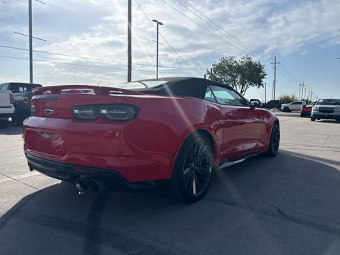 Used 2019 Chevrolet Camaro ZL1 RWD image 3