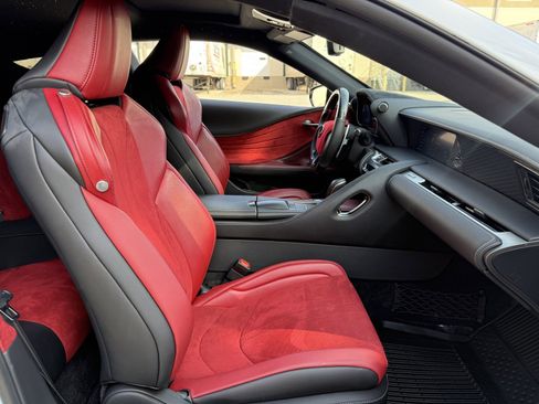 Used 2023 Lexus LC 500 Coupe w/ Sport Package image 38