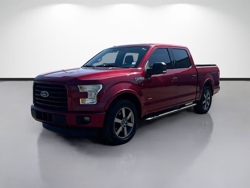 Used 2015 Ford F150 XLT w/ Equipment Group 301A Mid RWD image 7