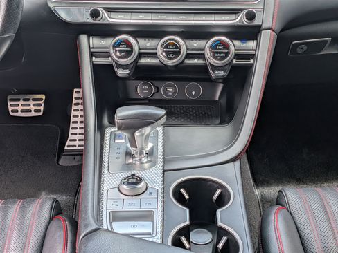 Used 2023 Genesis G70 2.0T w/ Sport Prestige Package RWD image 21