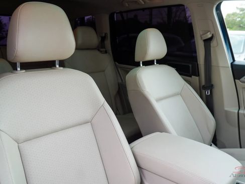 Used 2019 Volkswagen Atlas SEL image 18