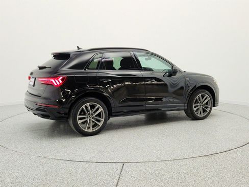 Used 2022 Audi Q3 2.0T Premium Plus w/ Premium Plus Package AWD/4WD image 12