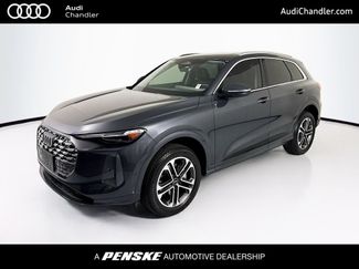 Used 2025 Audi Q5 Premium Plus w/ Premium Plus AWD/4WD video 1