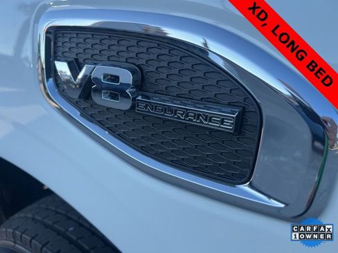 Used 2019 Nissan Titan S image 9