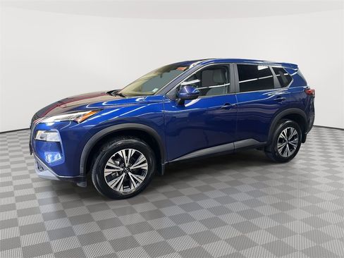 Used 2022 Nissan Rogue SV image 6