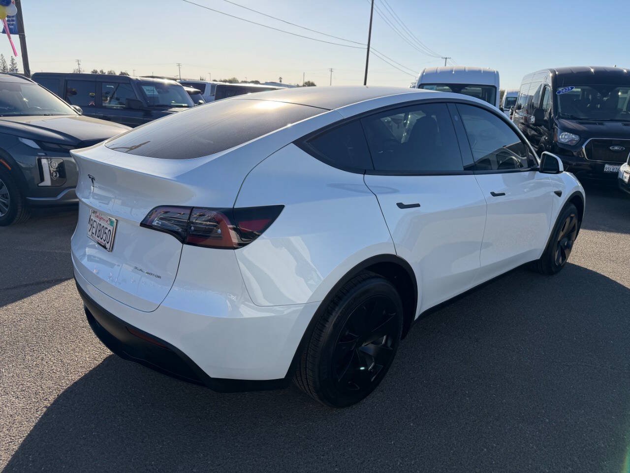 Used 2023 Tesla Model Y Long Range AWD/4WD image 6