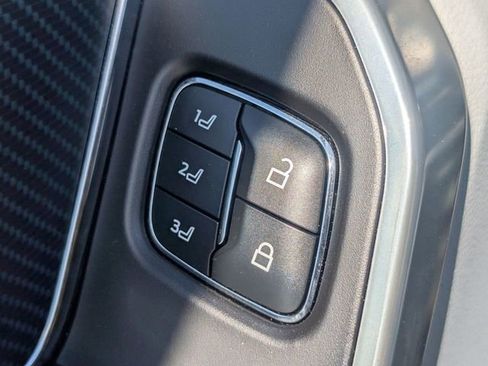 Used 2021 Ford F150 Limited image 11