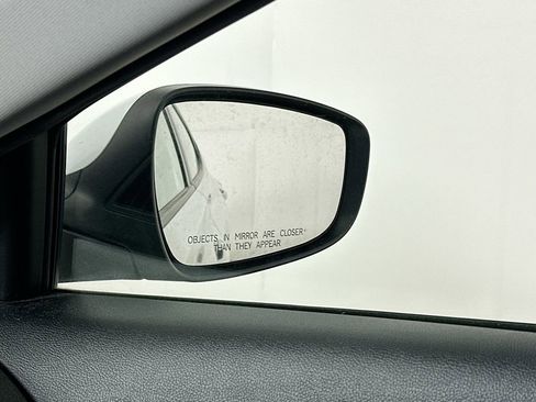 Used 2015 Hyundai Elantra SE image 22