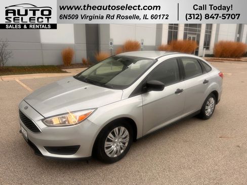 Used 2018 Ford Focus S image 1
