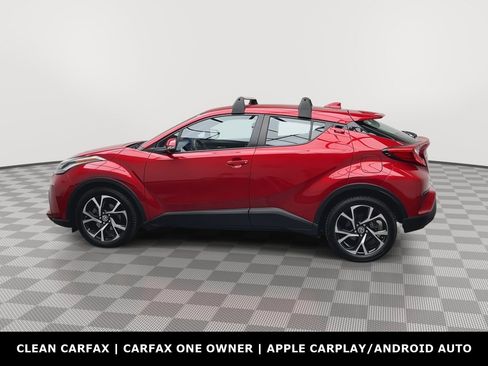 Used 2022 Toyota C-HR XLE image 28
