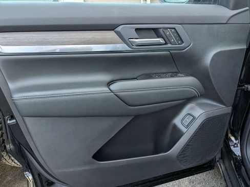 New 2026 GMC Terrain Denali w/ LPO, Floor Liner Package image 10