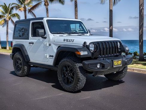 Used 2021 Jeep Wrangler Sport AWD/4WD image 4