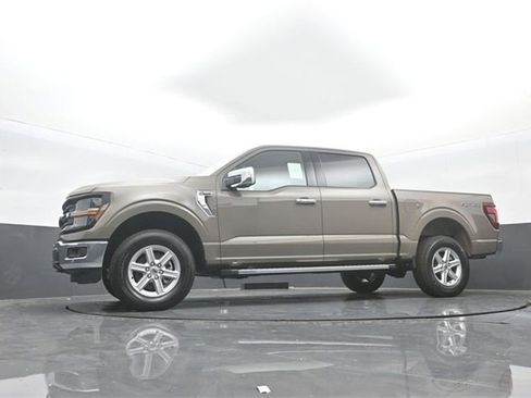 New 2025 Ford F150 XLT w/ Equipment Group 302A MID image 31