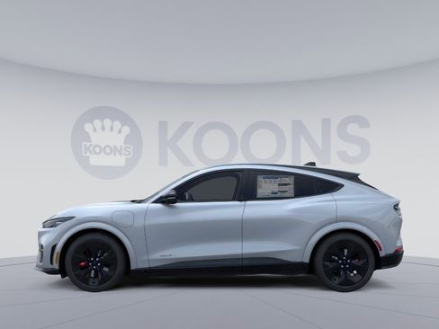 New 2025 Ford Mustang Mach-E GT image 4