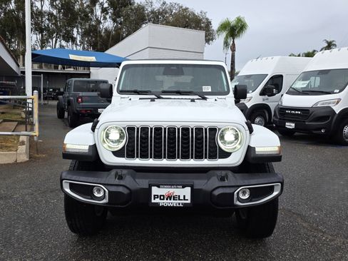 New 2026 Jeep Wrangler Sahara image 7