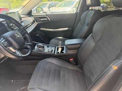 Used 2024 Mitsubishi Outlander SE Black Edition AWD/4WD image 20