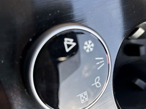 Certified 2023 Nissan Rogue S image 20