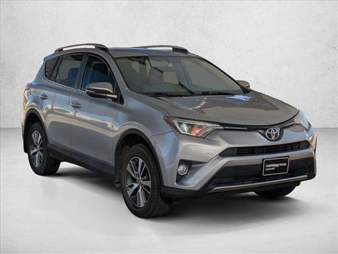 Used 2016 Toyota RAV4 XLE image 3