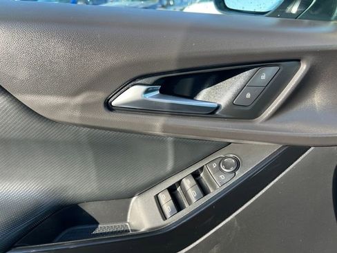 Used 2025 Chevrolet Equinox LT image 26