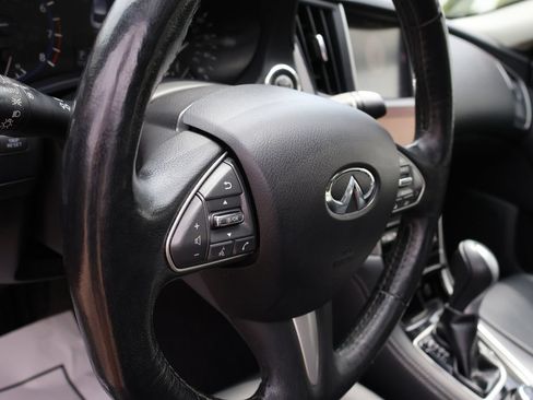 Used 2016 INFINITI Q50 Premium AWD/4WD image 17