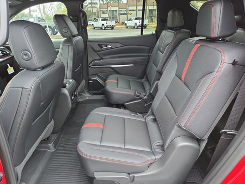 New 2026 Chevrolet Traverse RS w/ LPO, Floor Liner Package image 20