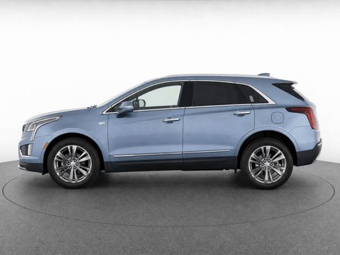 Used 2023 Cadillac XT5 Premium Luxury w/ LPO, Premium Carpet Package FWD image 6