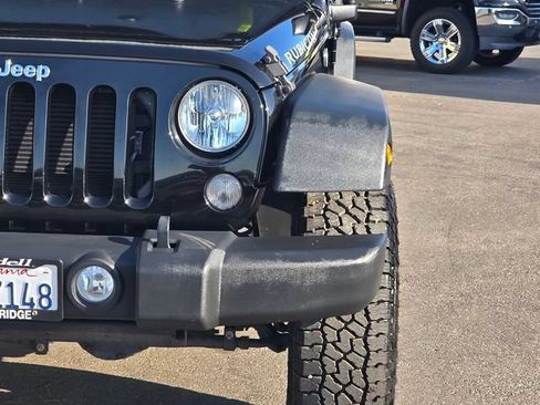Used 2016 Jeep Wrangler Unlimited Rubicon w/ Connectivity Group AWD/4WD image 3