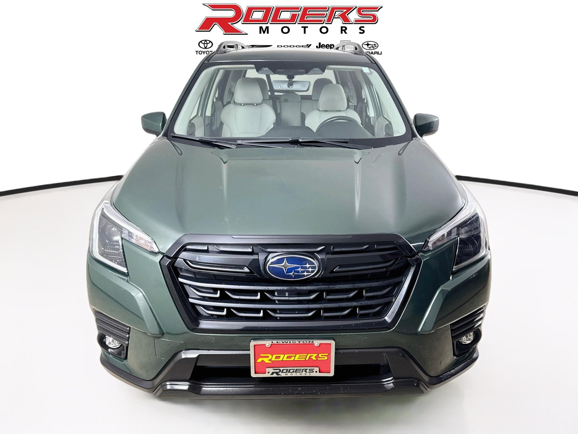 Certified 2024 Subaru Forester Premium AWD/4WD image 2