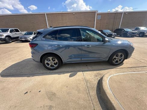 Used 2024 Ford Escape ST-Line w/ Tech Pack #1 FWD image 11