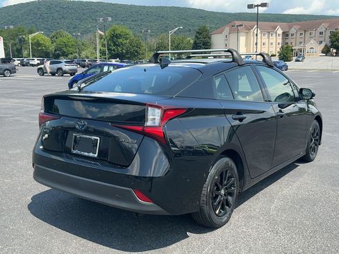 Certified 2022 Toyota Prius AWD image 7