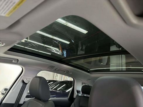Used 2022 Audi Q7 3.0T Premium Plus w/ Premium Plus Package AWD/4WD image 21
