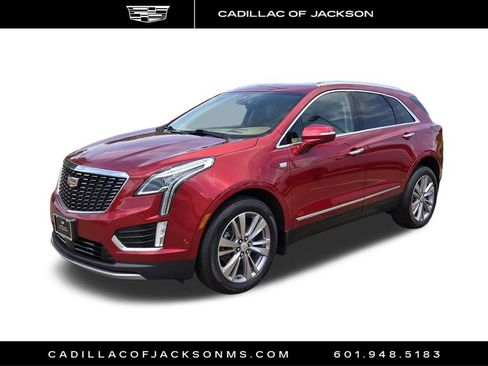 Used 2023 Cadillac XT5 Premium Luxury w/ Platinum Package AWD/4WD image 2