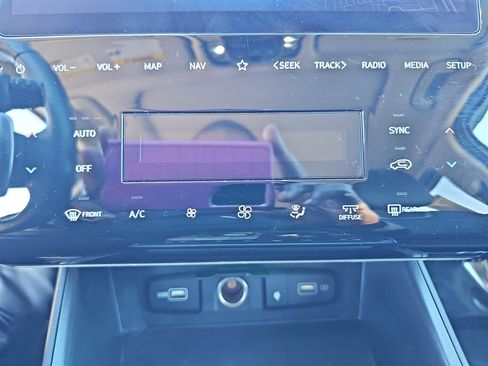 Used 2022 Hyundai Tucson Limited image 21