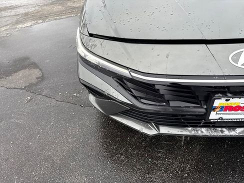 Certified 2025 Hyundai Elantra SEL w/ Cargo Package image 34