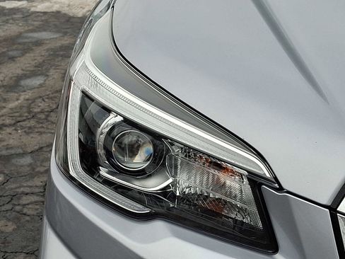 Used 2020 Subaru Forester Limited w/ Popular Package #3 image 9